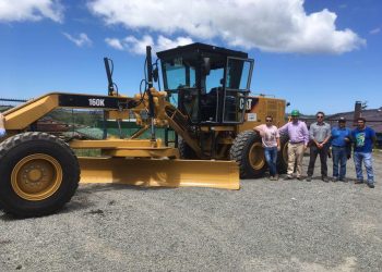 Llega a Castro moderna maquinaria para mejorar caminos rurales