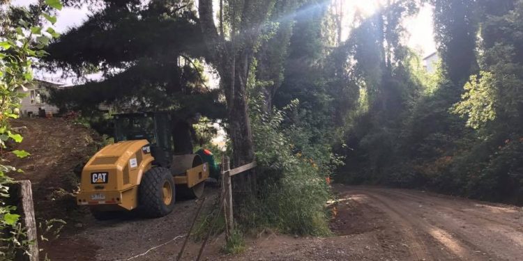 Comenzaron trabajos de mejoramiento en camino El Tolo.