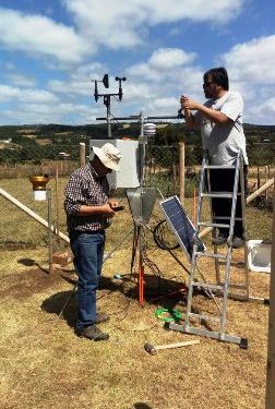 Castro adquirió estaciones meteorológicas para advertir a agricultores llegada del tizón tardío