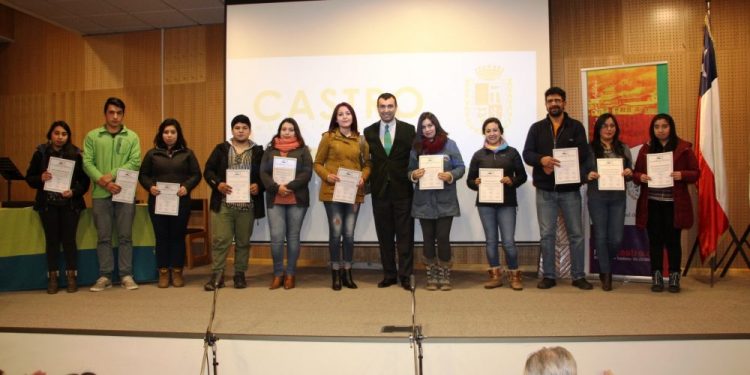 Ya están abiertas postulaciones a la Beca Concejo Municipal Castro 2018