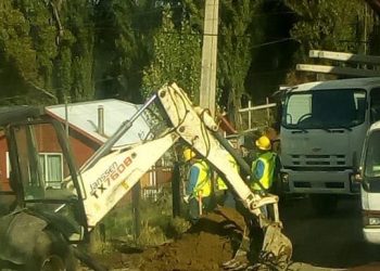 Familias del sector Vista Hermosa son beneficiadas con instalación de alumbrado público