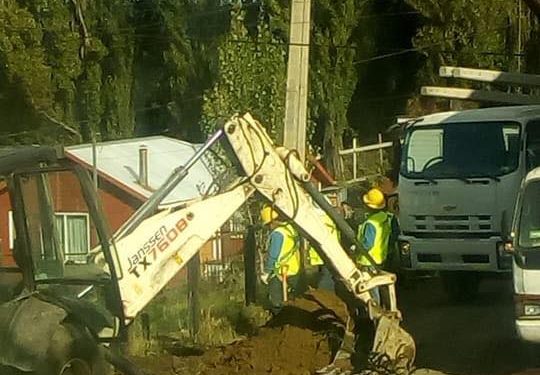 Familias del sector Vista Hermosa son beneficiadas con instalación de alumbrado público