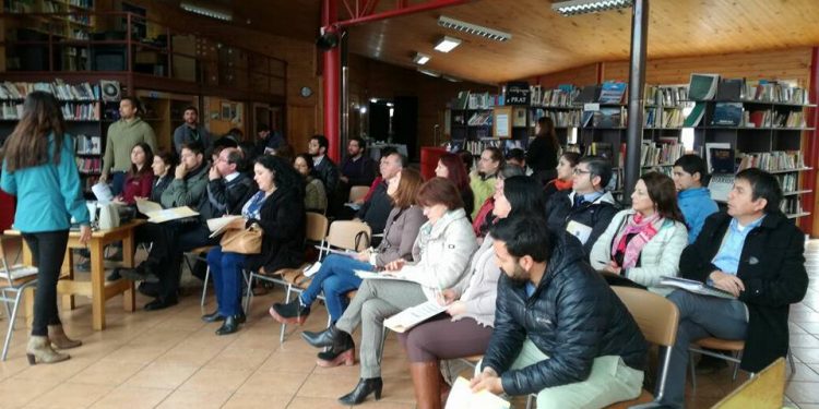 Profesionales de colegios castreños se capacitan en prevención de drogas