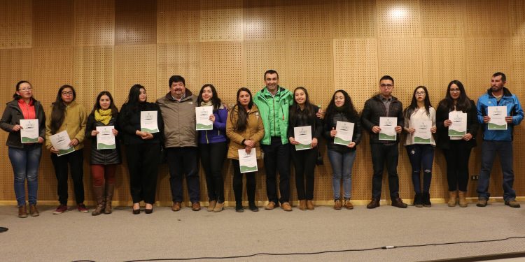 Se entregaron becas “Concejo Municipal 2018”