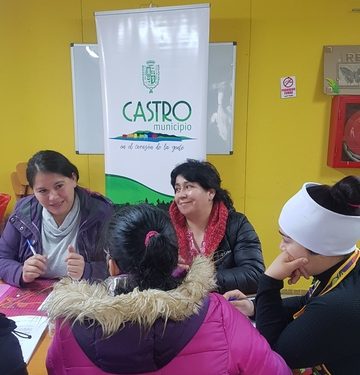 30 vecinos de Castro inician taller de pastelería, financiado por Castro Municipio