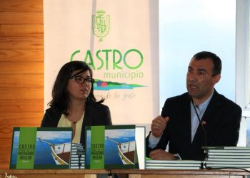 Castro: Faro de la Patagonia Insular, el primer libro fotográfico de la ciudad