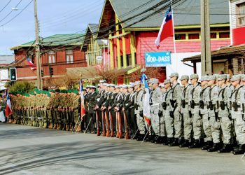 Castro vivió impecable desfile militar en honor a las Glorias del Ejército