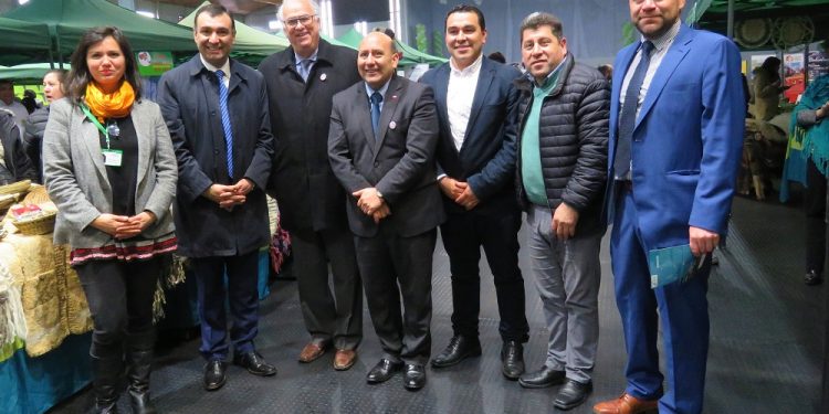 Primera cumbre provincial de turismo se desarrolló en Castro
