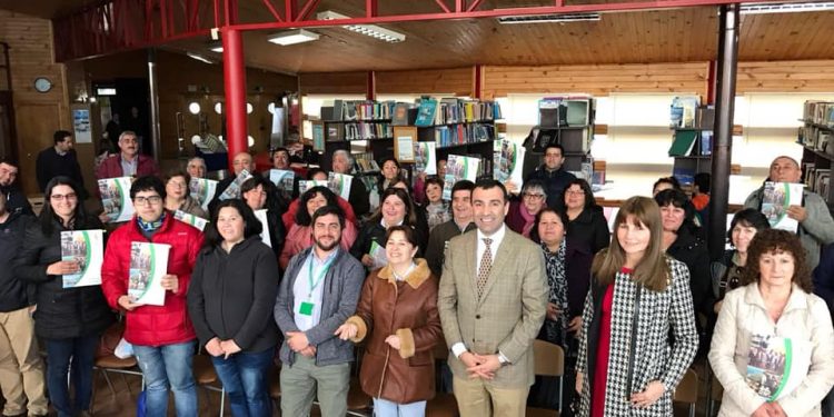 Municipio de Castro realizó millonaria entrega de dinero a 50 Juntas de Vecinos de la comuna