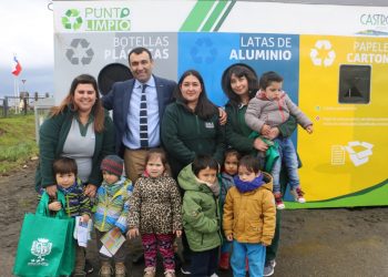Castro inaugura primer punto limpio de la comuna