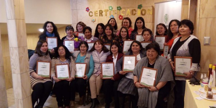 Vecinas castreñas se capacitaron el marketing y contabilidad