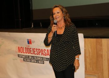 Eli de Caso dictó charla de autoayuda y empoderamiento a mujeres de Castro