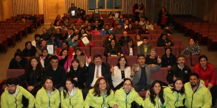 En Castro se realizó ceremonia de egreso del Programa Familias
