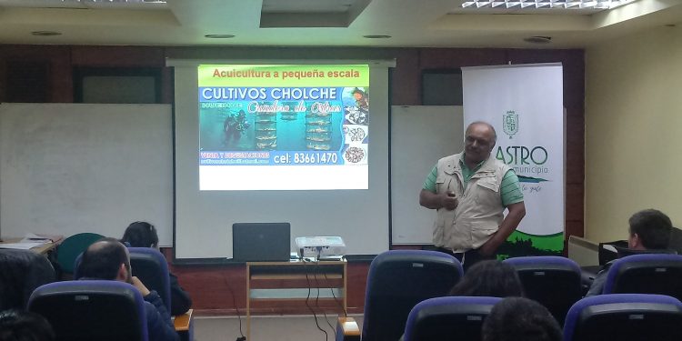 En Castro se realizó taller sobre apoyo y beneficios del policultivo en la pesca artesanal y pequeños acuicultores
