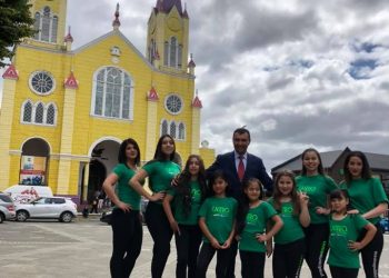 Con presentación de candidatas se inicia concurso de Reinas de Castro Verano 2019