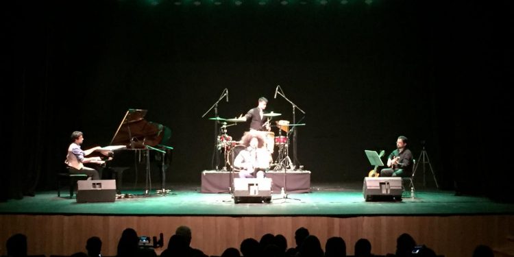 Espectacular concierto de Enrique Millán en Castro