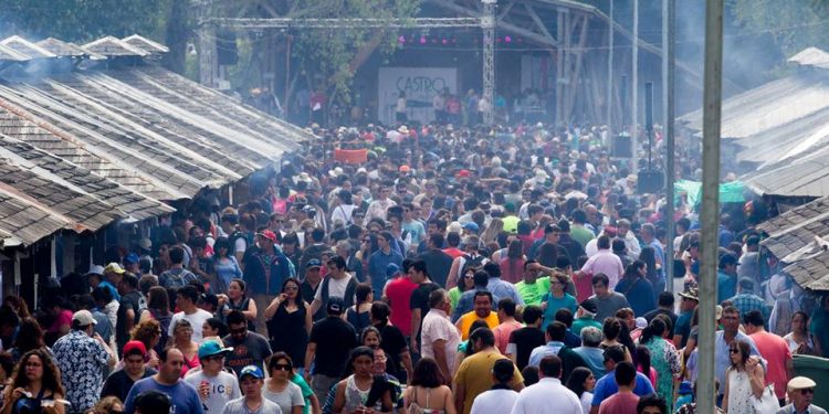 Mil millones de pesos generó la Fiesta Costumbrista en la ciudad de Castro