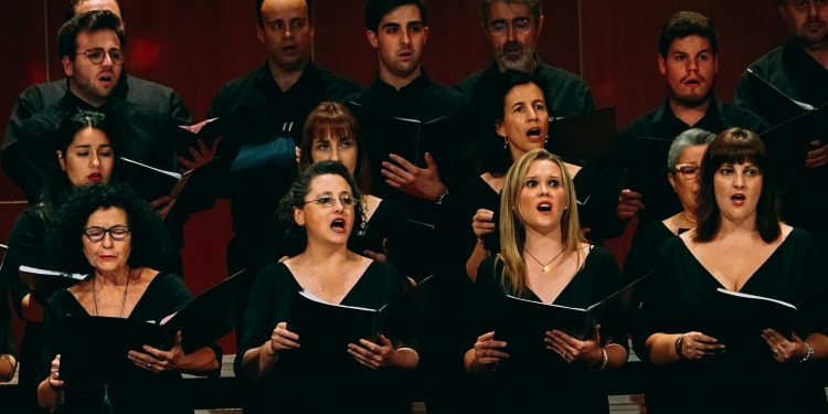 Invitan a participar de coro masivo en Castro