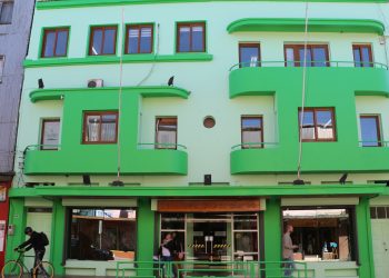 Alumnos de arquitectura de la U.Lagos trabajarán en el diseño de futuros proyectos de Castro