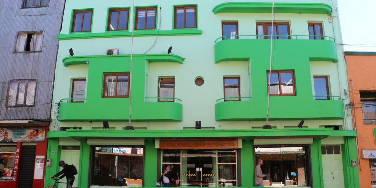 Alumnos de arquitectura de la U.Lagos trabajarán en el diseño de futuros proyectos de Castro