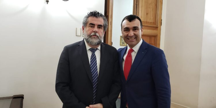 Alcalde Vera valoró acuerdos para solucionar problemática de la basura en la isla de Chiloé.