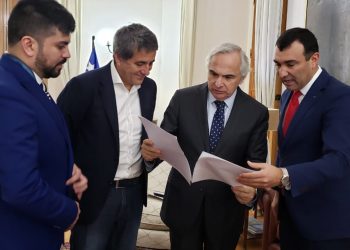 Alcalde Vera presentó dos importantes proyectos que beneficiarán a Carabineros y la PDI