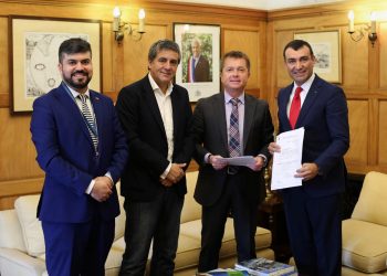 Alcalde Vera presentó millonarios proyectos para solucionar problemática de la basura