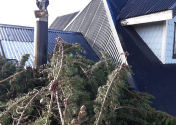 Municipio de Castro atiende emergencias por frente de mal tiempo y llama al autocuidado