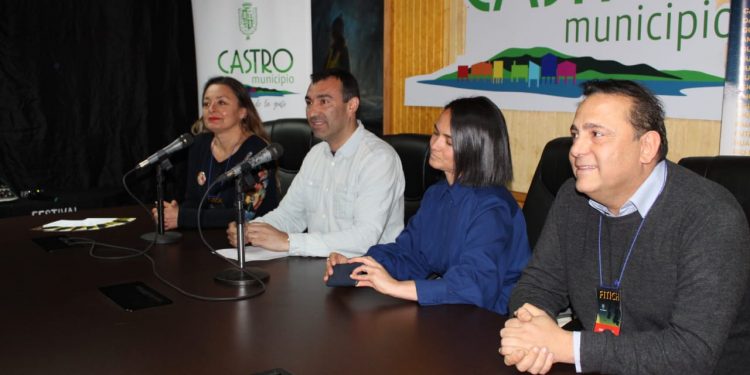 Teatro itinerante recorre una vez más Chiloé