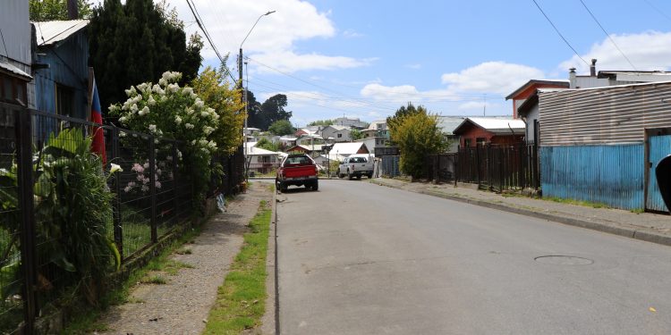 Avanza proyecto de reposición de veredas para sectores Clara Barton y Camilo Henríquez en Castro
