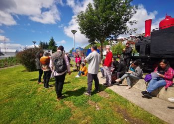 Escuela de Cultura Tradicional certifica en turismo patrimonial a 30 vecinos de Castro