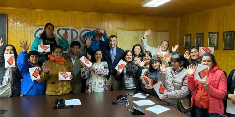 Mujeres castreñas obtienen fondos para la producción de la pesca artesanal