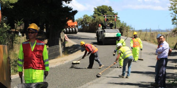Avanza pavimentación en PidPid Alto Muro