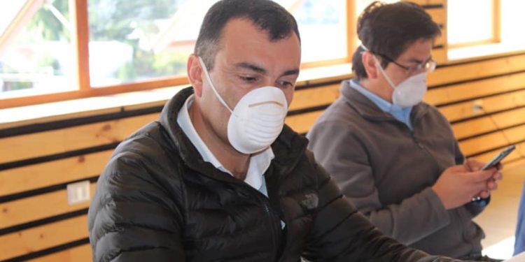 Alcalde Vera llama a cuarentena voluntaria a todos los habitantes de Castro ahora que se confirmó el primer caso de coronavirus en Castro.