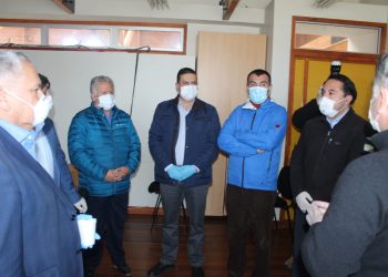 Alcaldes piden extremar medidas de contención del Covid-19 para la isla de Chiloé.