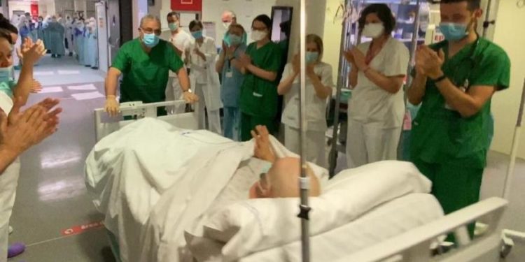 Alcalde Vera llama a no bajar los brazos contra el coronavirus