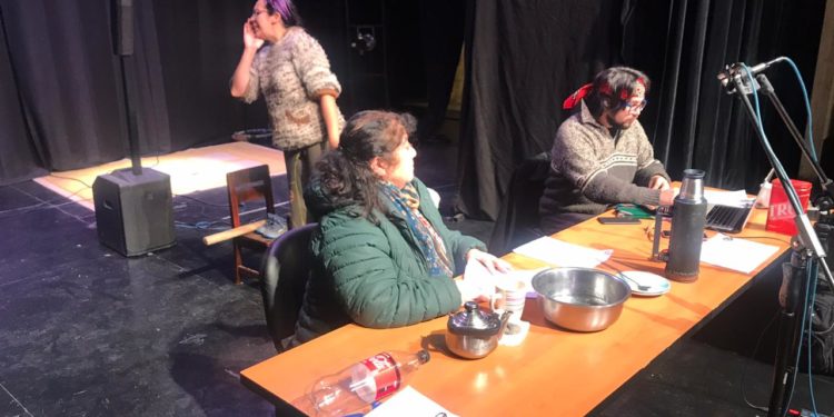 Rescatan antiguos formatos culturales en Castro