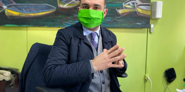 Castro a la vanguardia en la pesquisa del Coronavirus