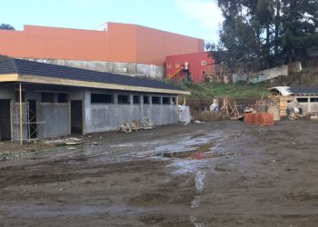 Castreños emocionados por avance de construcción del complejo deportivo de Cancha Rayada.