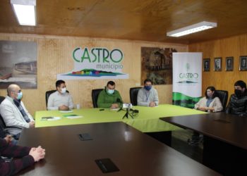 “Este es un programa que llega a la vena de los barrios castreños”.