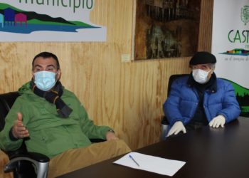 Construcción de viviendas y nuevo hospital fueron tratados en agenda de reunión entre el alcalde Vera y diputado Ascencio.