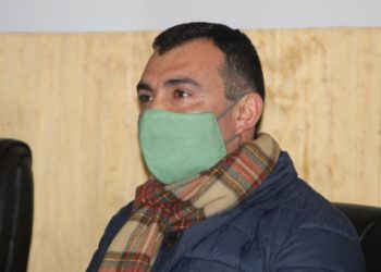 “Ya llegará el momento de abrazarnos…”.