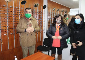 Farmacia y óptica popular un ejemplo de calidad y atención para los castreños, y a bajo costo