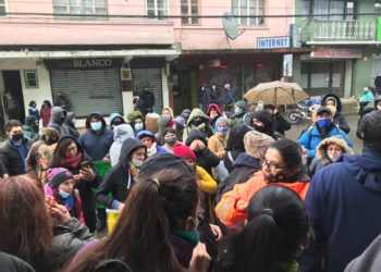 Alcalde Vera medió entre los comités de Viviendas y el Minvu