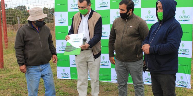 Deportistas de Llicaldad tendrán un recinto deportivo digno