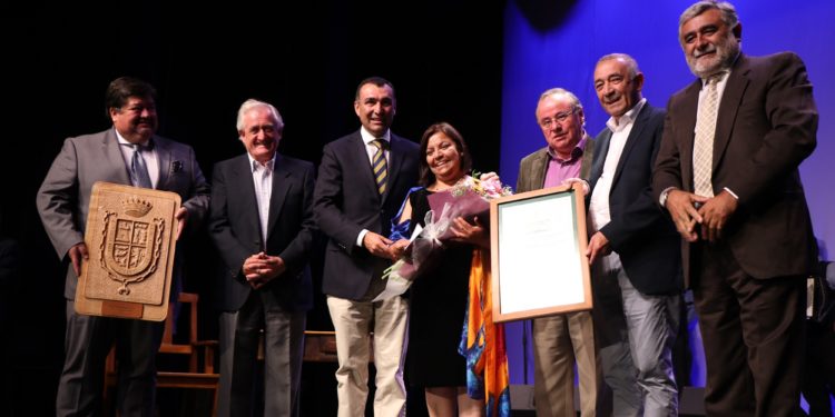 Abiertas postulaciones al Premio “Chiloé” de Extensión Cultural 2021