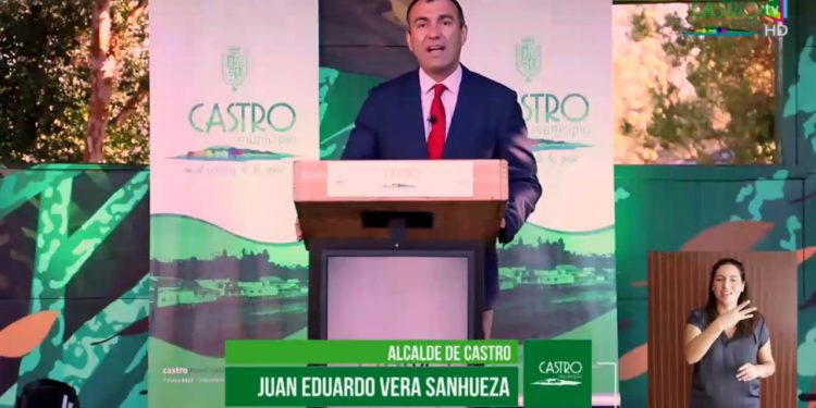 Alcalde Vera dio cuenta pública de su exitosa gestión y va por más