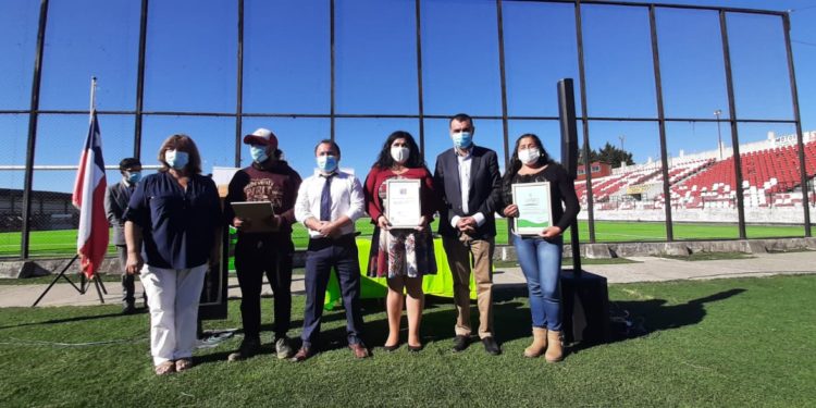 Castro Municipio licencia a 46 personas que participaron en el programa de nivelación de estudios 2020.