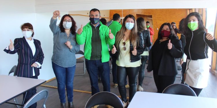 Alcalde Vera cumple su compromiso y entrega las llaves del anhelado Centro Asperger