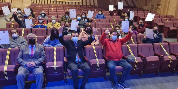 Alcalde Vera: “El techo debe ser un derecho y no un favor”